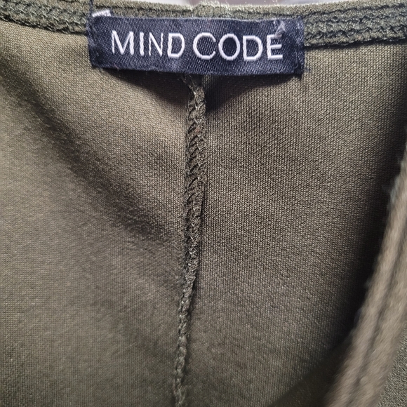 Olive Green Dress M - Picture 3 of 4